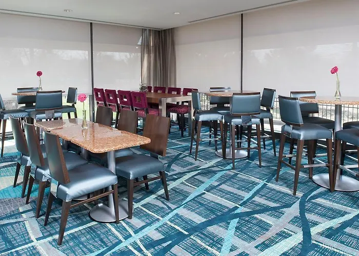 Hotel Springhill By Marriott Chicago O'hare 3*